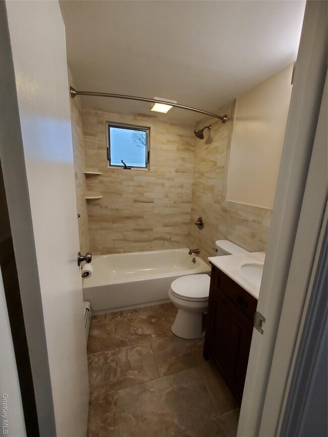 Building Photo - 273 S 16th St