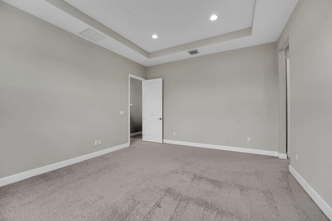 Building Photo - 5530 Macoon Wy