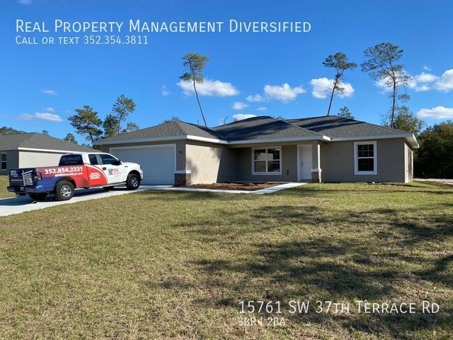 Building Photo - Custom Home - Desirable SW Ocala Neighborh...