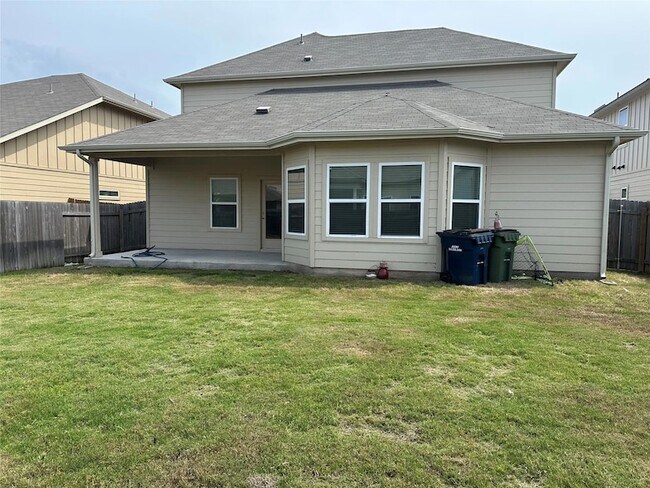 Building Photo - 104 Osier Pass