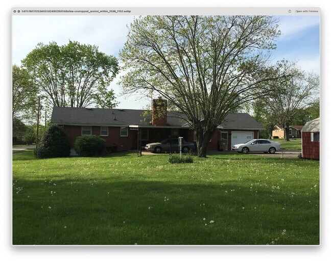 Building Photo - 3bed/2bth. Once acre lot w/storage shed an...