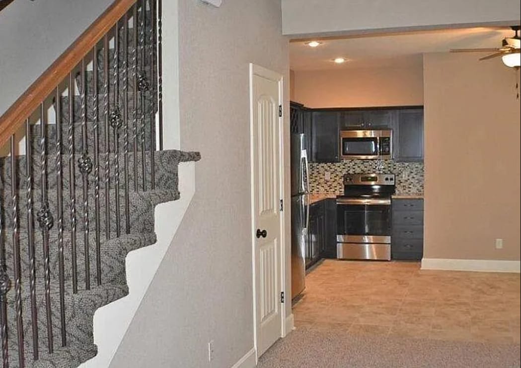 Building Photo - 2176 SW Timbertrace Ln