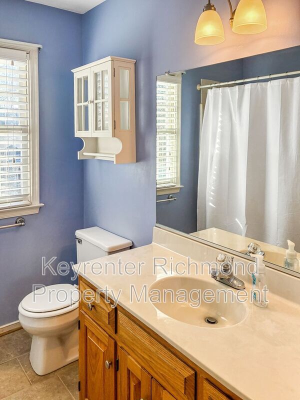 Building Photo - 10292 Wanchese Way