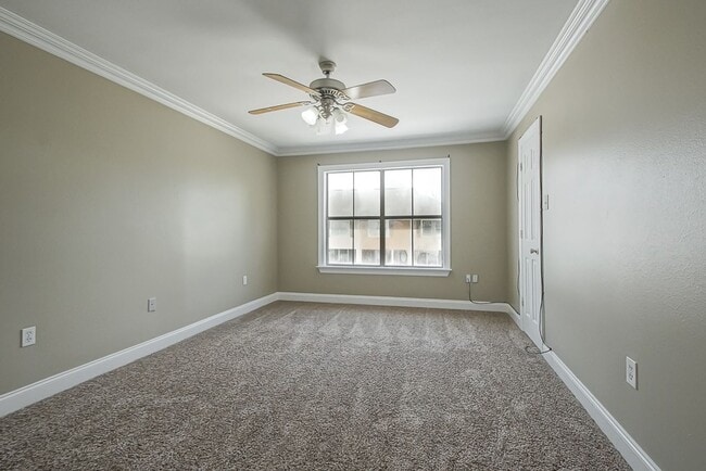 Building Photo - 13080 Burgess Ave
