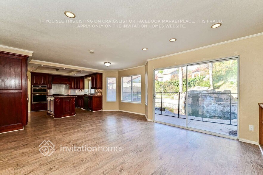 Building Photo - 20325 Calhaven Dr