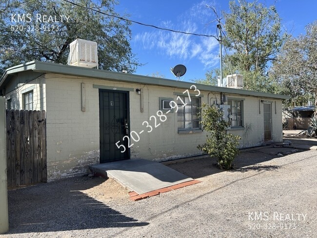 Building Photo - 1 Bed / 1 Bath - OWNER/AGENT