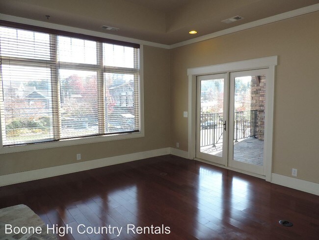 Building Photo - 3 br, 2 bath House - 148 Hwy 105 Ext Unit 203