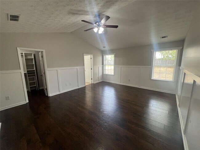 Building Photo - 1034 Brighton Cove Trail