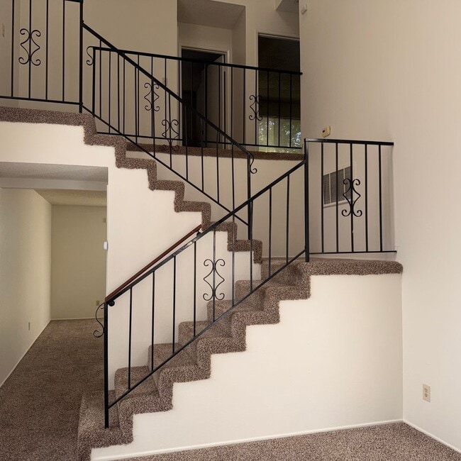 Building Photo - 1441001/60