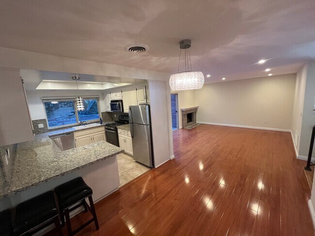 Building Photo - 5144 Javalambre Dr