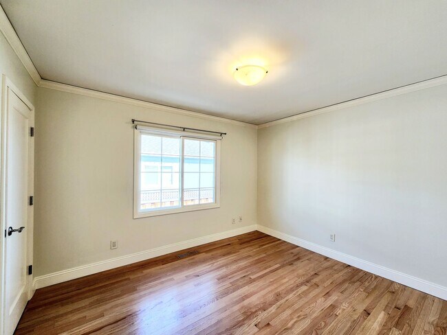 Building Photo - Lovely 2 bedroom house in San Mateo