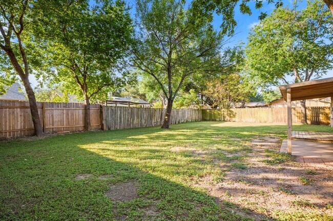 Building Photo - 10703 Parkfield Dr