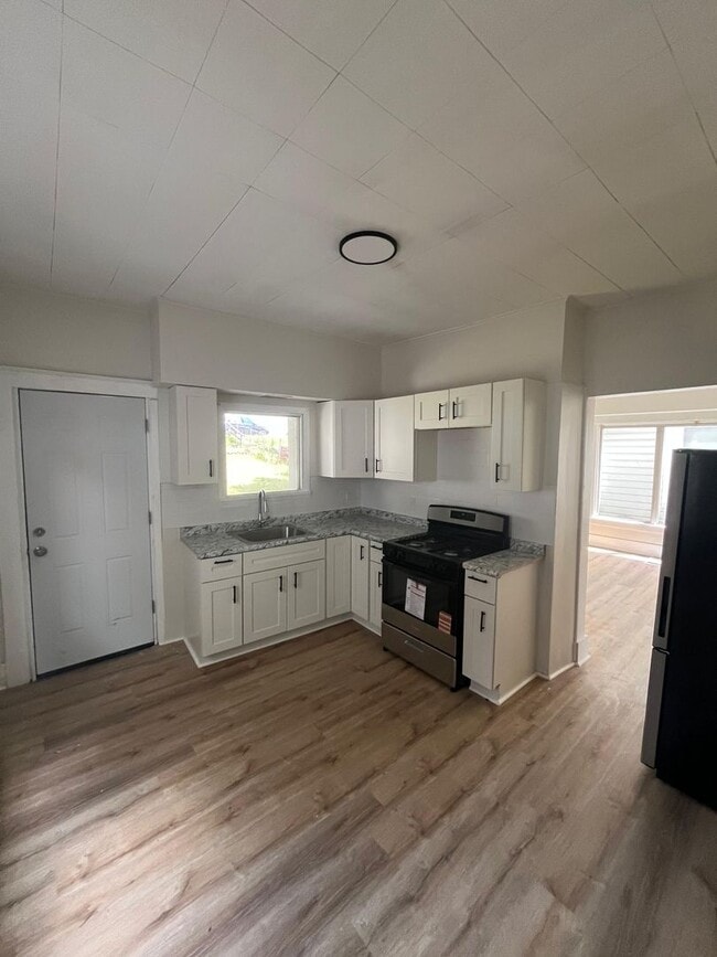 Building Photo - Spacious 5BR 2BA home in Arnold