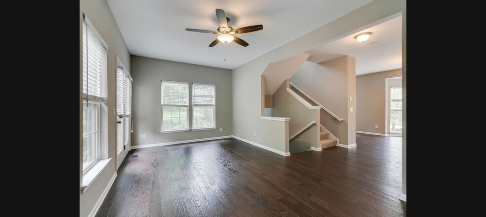 Building Photo - 618 Huffine Manor Cir