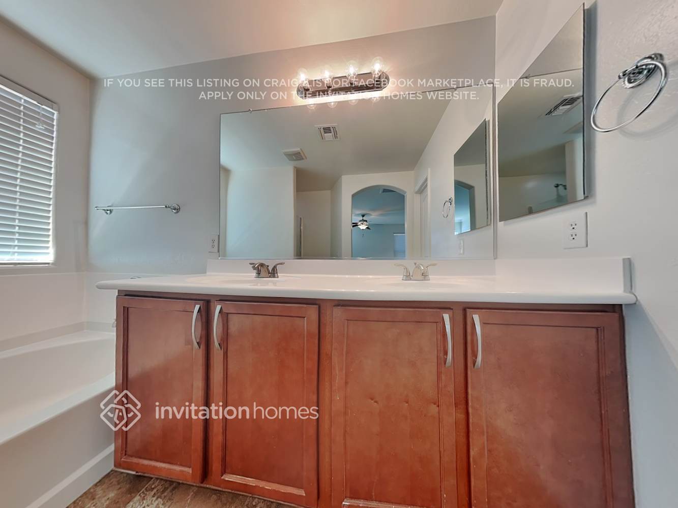 Building Photo - 3387 E Constitution Dr