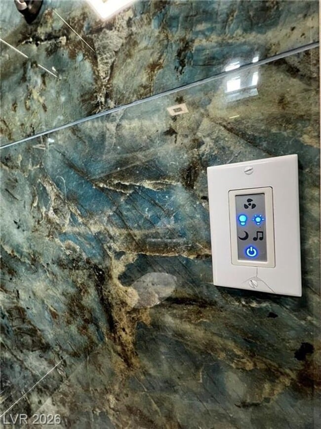 Building Photo - 3151 N Soaring Gulls Dr