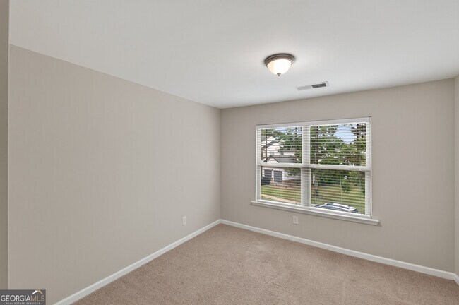 Building Photo - 127 Seabreeze Ct
