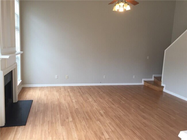 Building Photo - 4412 Shillham Ct
