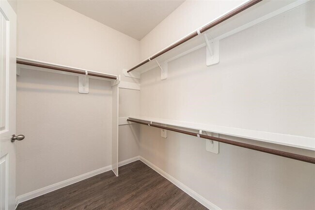 Building Photo - 2922 Orchid Ranch Dr