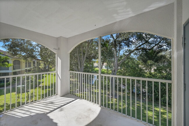 Building Photo - 815 Boynton Beach Blvd