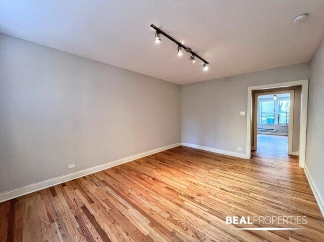 Building Photo - 0 bedroom in CHICAGO IL 60647
