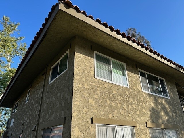 Building Photo - 1586 Border Ave