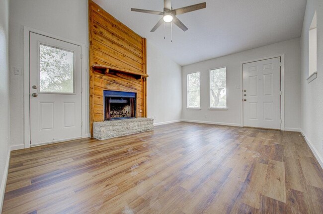 Building Photo - 1306 Bonnie Brae St