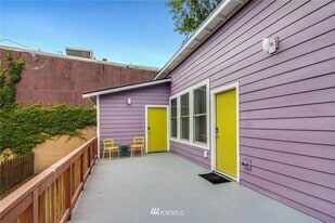 Building Photo - 2817 29th Ave S