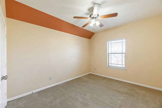 Building Photo - 9919 Kendahlwood Ln