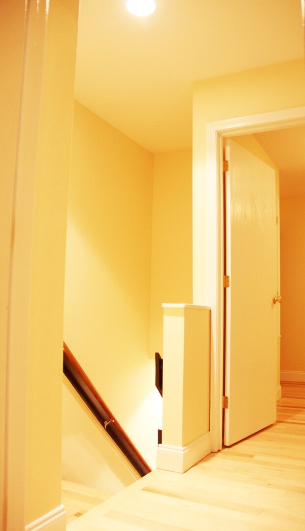 Building Photo - 48 N Champlain St