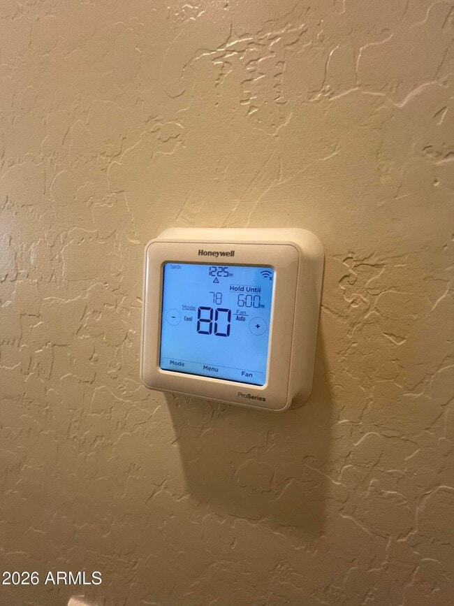 Building Photo - 1739 E Dogwood Ln