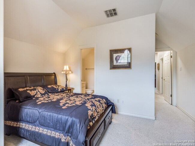 Building Photo - 19114 Autumn Garden