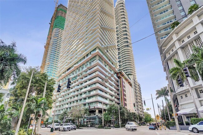 Building Photo - 1300 S Miami Ave