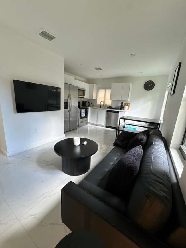 Building Photo - 1780 NW 68th Terrace