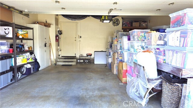 Building Photo - 25441 Pine Creek Ln