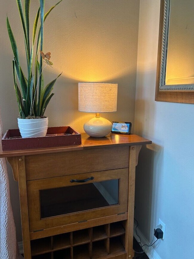 Building Photo - 2bed 2bath 1,401 Sqft VANTIS Condo in the Heart of Aliso Viejo