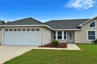 Building Photo - 3/2 centrally located!!