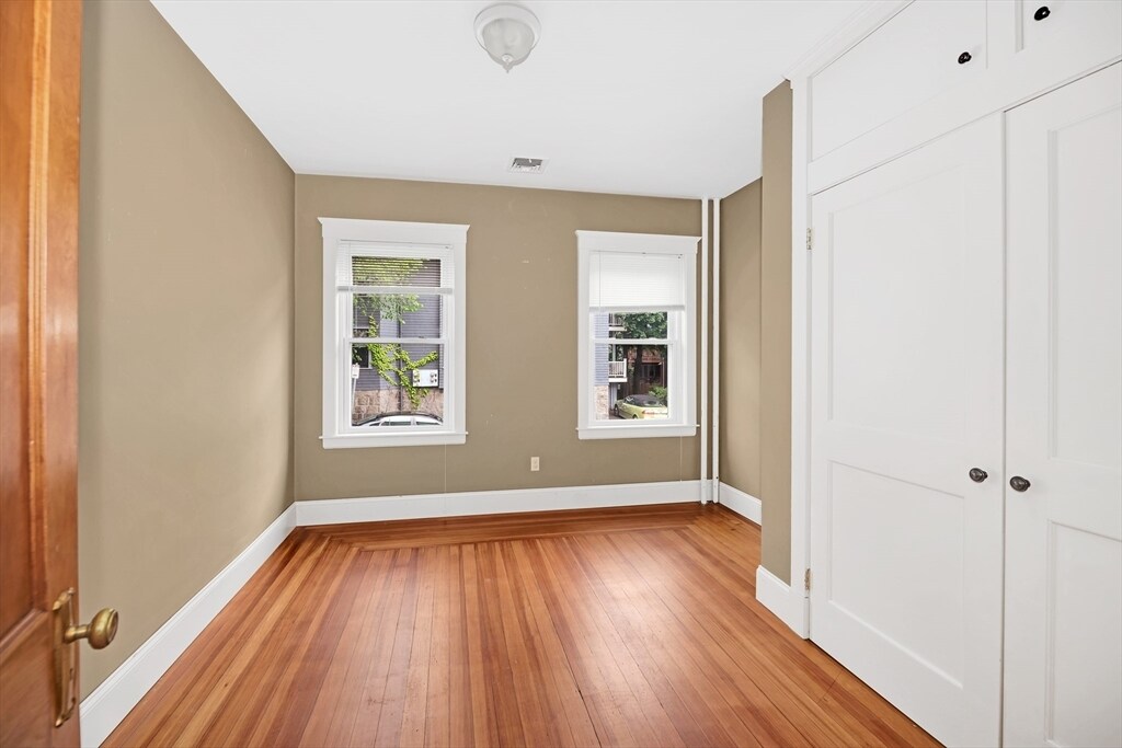 Building Photo - 79 Perkins St