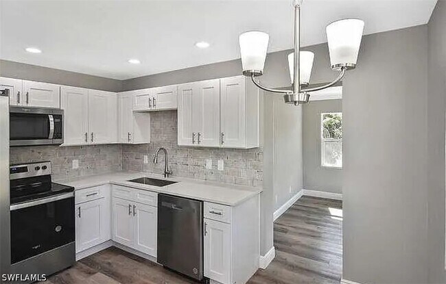 Building Photo - 5457 Ninth Ave