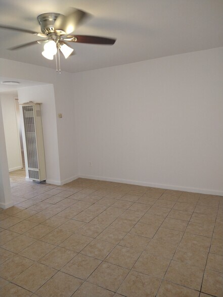 Building Photo - 3663 Harris St