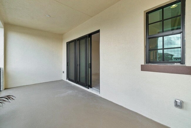 Building Photo - 5320 Sagan Ln