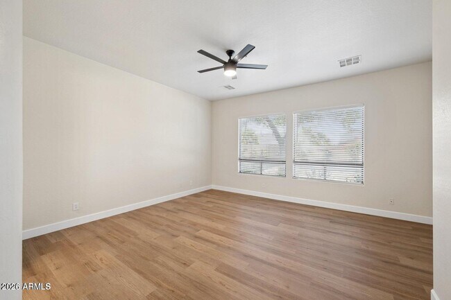 Building Photo - 16195 W Glenrosa Ave