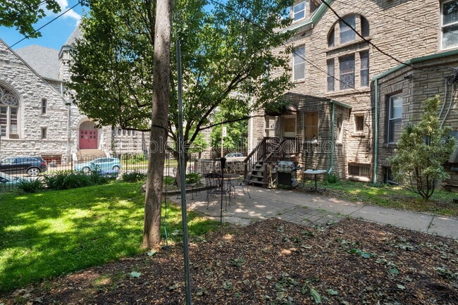 Building Photo - 2164 Lafayette Ave