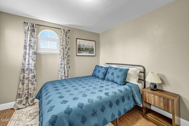 Building Photo - 5045 Pradera St