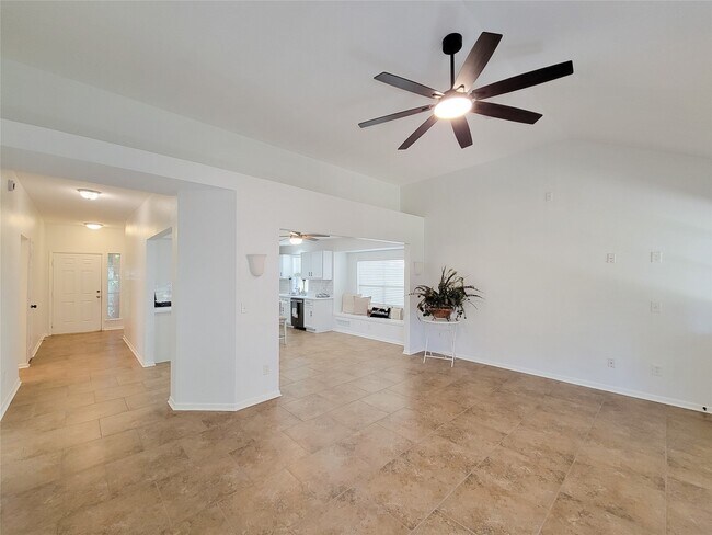 Building Photo - 5810 Forest Land Dr