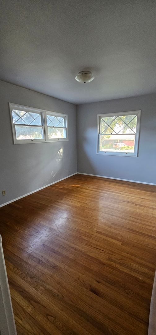 Building Photo - 3 bedroom Riverside home