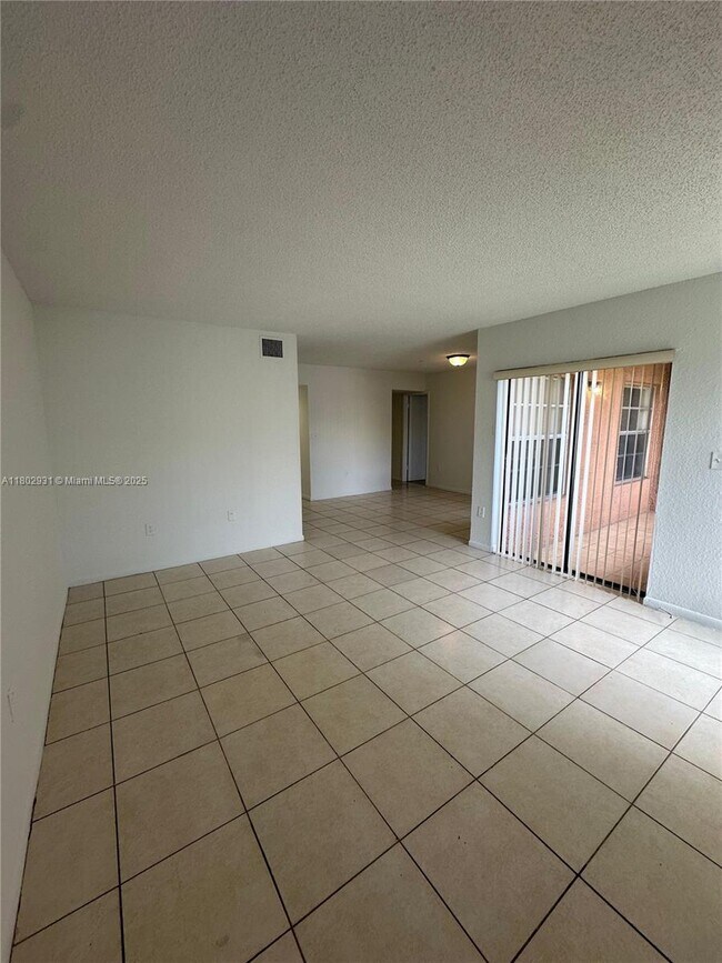 Building Photo - 17500 NW 68th Ave