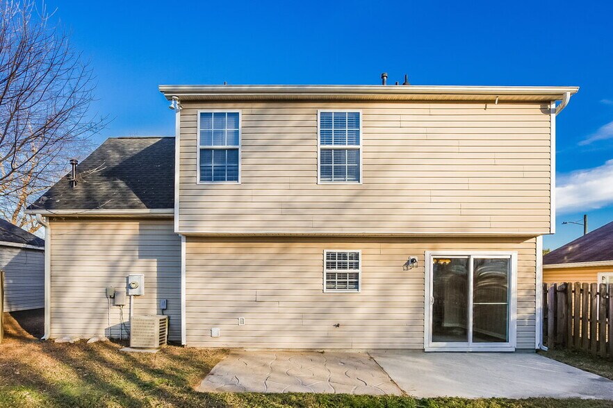 Building Photo - 427 Amhurst St SW