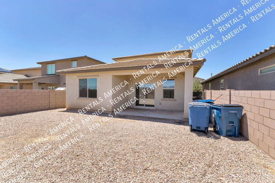 Building Photo - 6952 W Hedge Rose Dr