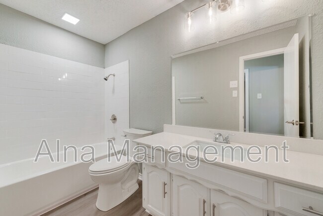 Building Photo - 358 Cardinal Creek Dr